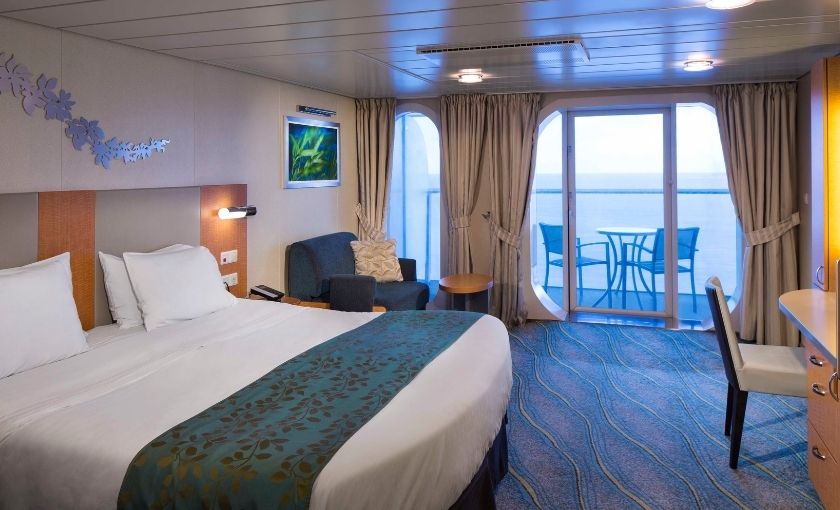 Royal Caribbean buitenhut met balkon 1C