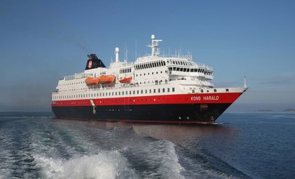 Het schip Kong Harald van rederij Hurtigruten