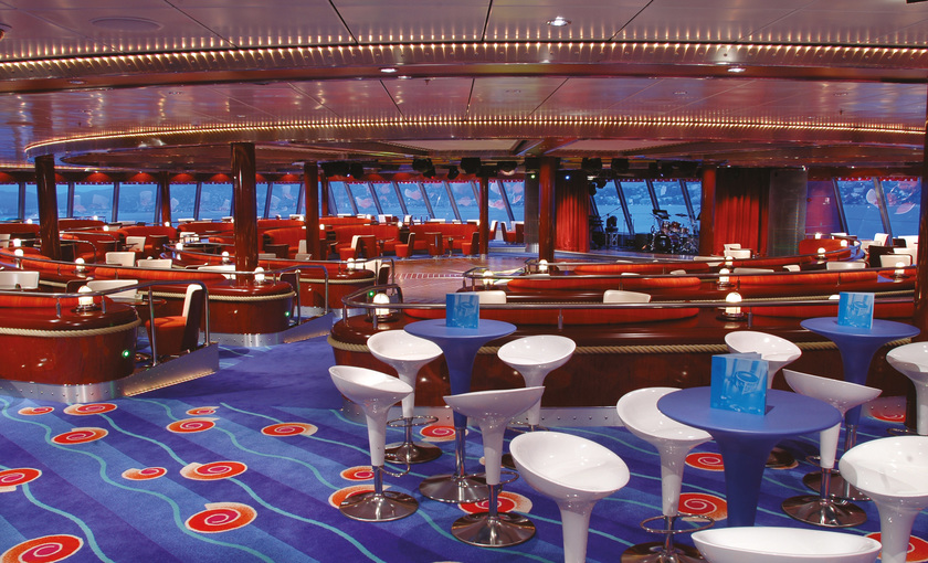 Spinnaker lounge op de Norwegian Jewel van NCL