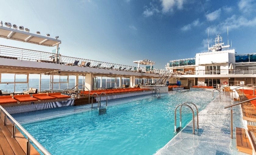pool deck mein schiff 4