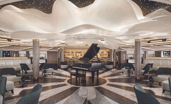 Observation lounge Seven Seas Grandeur