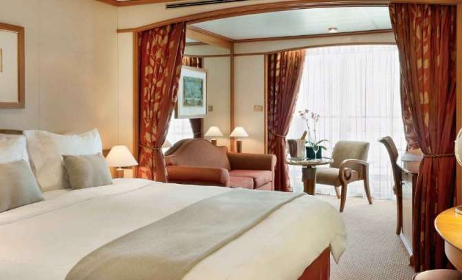 Silver Whisper suite met balkon